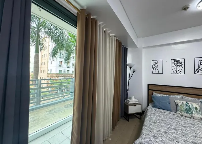 Apartment Flight Deck Crib